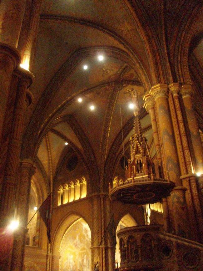 マーチャーシュ教会です