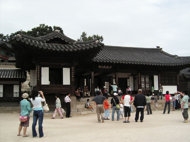 ツアー終盤の写真。<br />途中1回休憩挟んだけど、1時間40分歩きっぱなしで結構疲れちゃいました。韓国の人は体力あります。