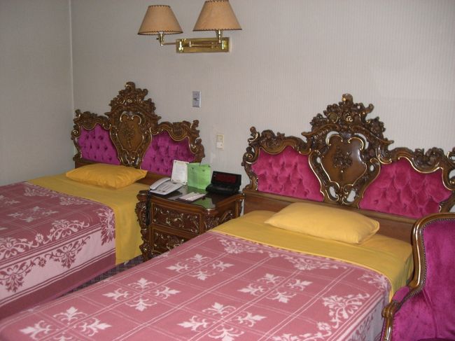 ホテルの部屋☆<br /><br />可愛いしベッドきもちいい〜☆