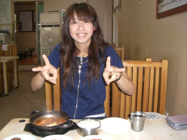 朝からキムチ鍋は韓国にいなきゃできないねっ！！