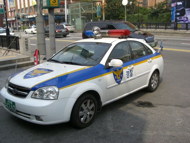 韓国のパトカー♪