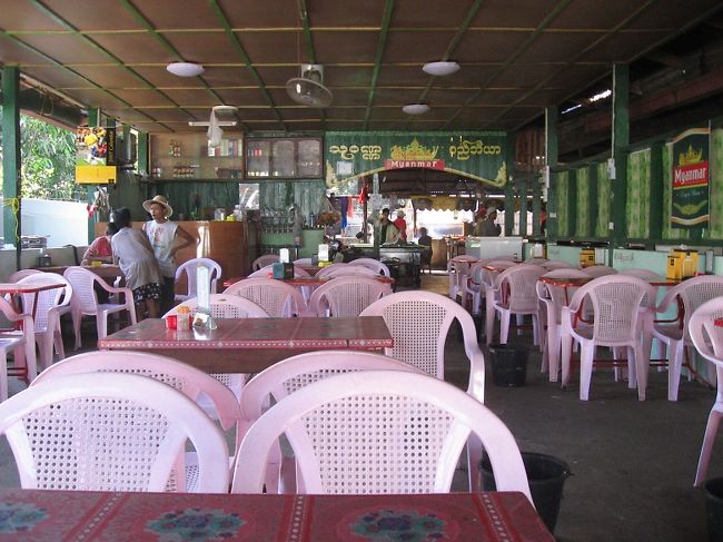 列車の時間まで、生ビール。