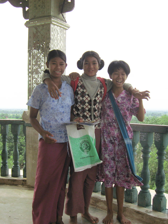 ボディ･タタウンの塔での子供たち。