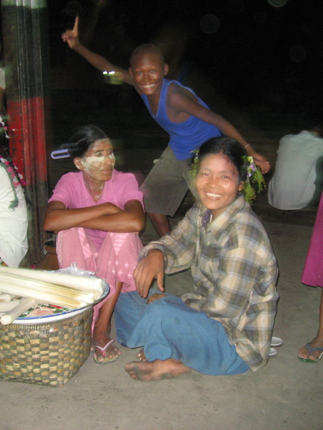 やっと暗くなってきた。