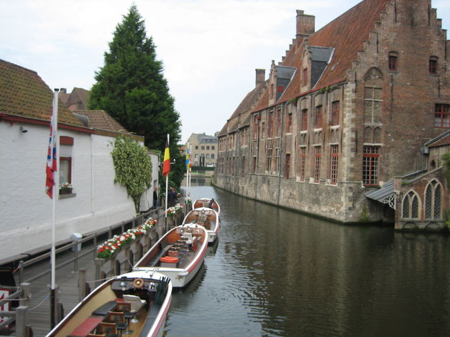 運河クルーズへ