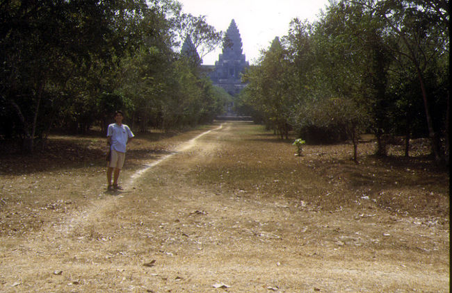 地雷ないよね？<br />道をそれて撮影してみました。