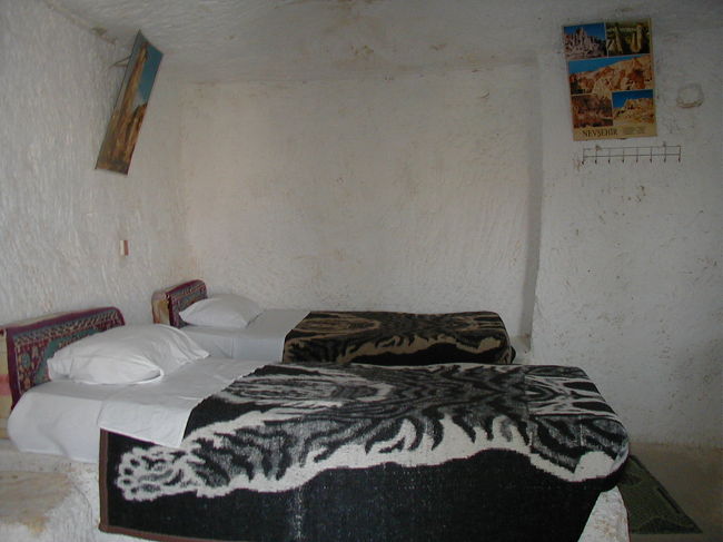 カッパドキアでは奇岩の中に泊まりました。