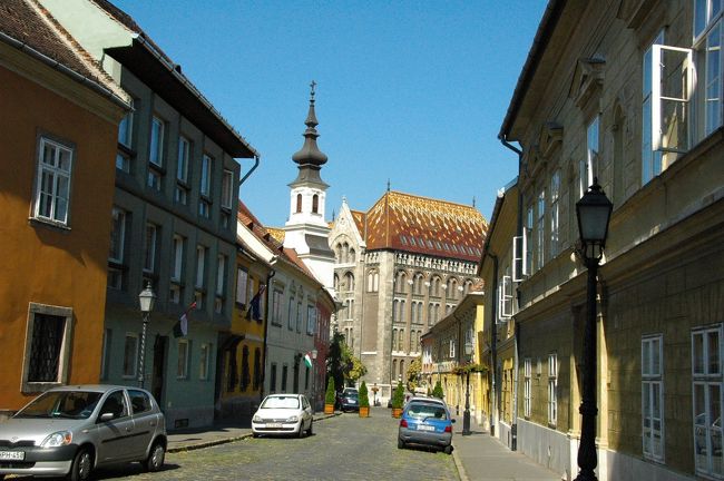 翌朝、ブダを散策