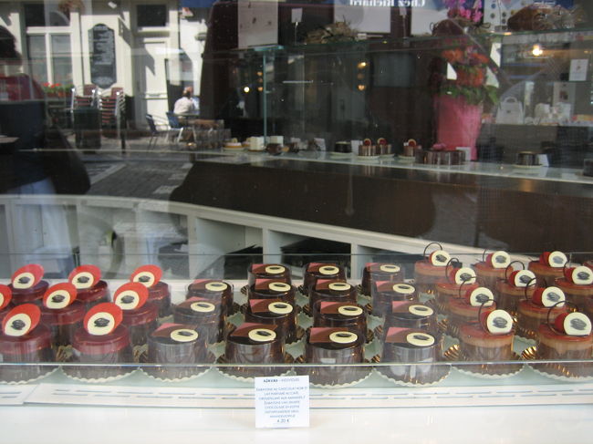 ケーキも美味しそうだったのでお部屋食用にご購入！