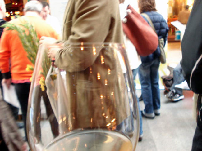 ちょっとワイン飲んだり。