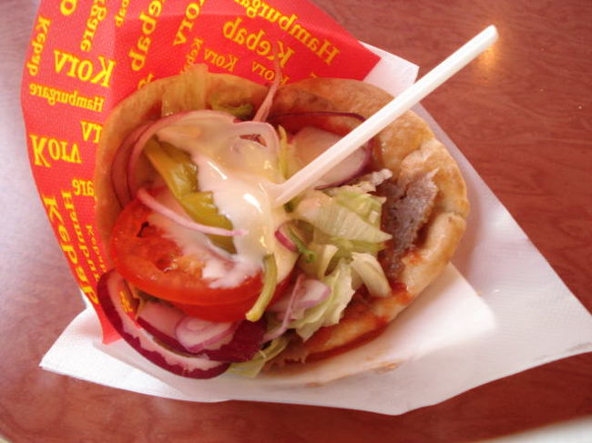 小腹が空いたのでケバブを食べました。