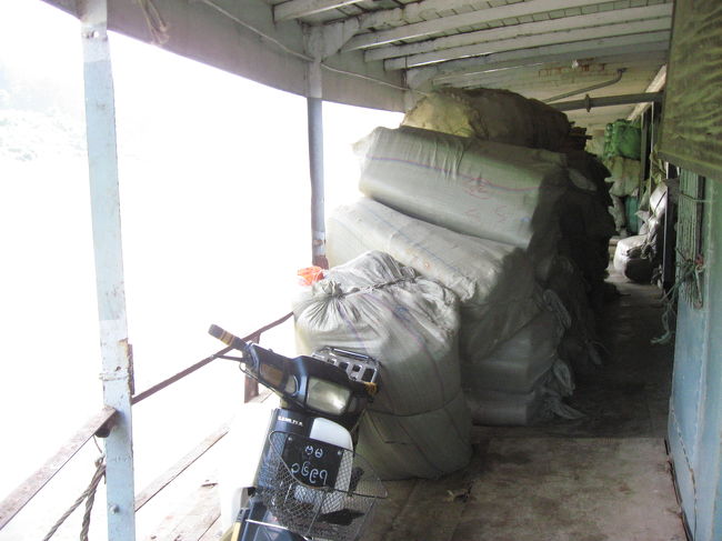 ここから、船内の紹介。<br /><br />1階部分。