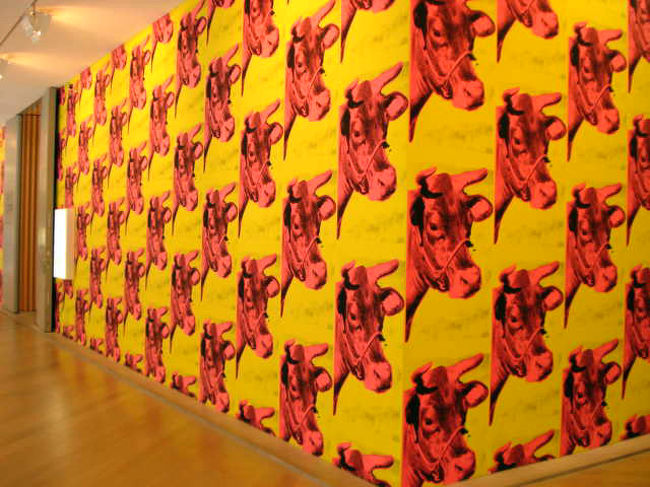 間違えてモダーンミュージーアムに行ってしまいました。（ルーベンスはナショナルミュージーアムにあります。）代わりに、ウォーホールが見れました。