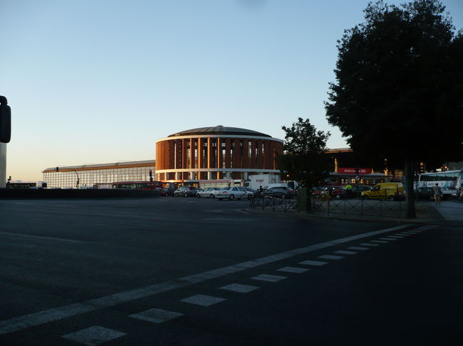 アトーチャ・セルカニアス朝早くからトレドに行く<br />アバンティーに乗り出発。