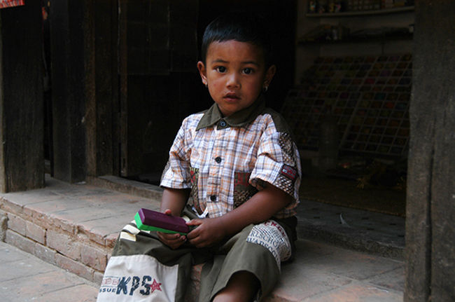 バネパにて。<br />かわいらしい少年。