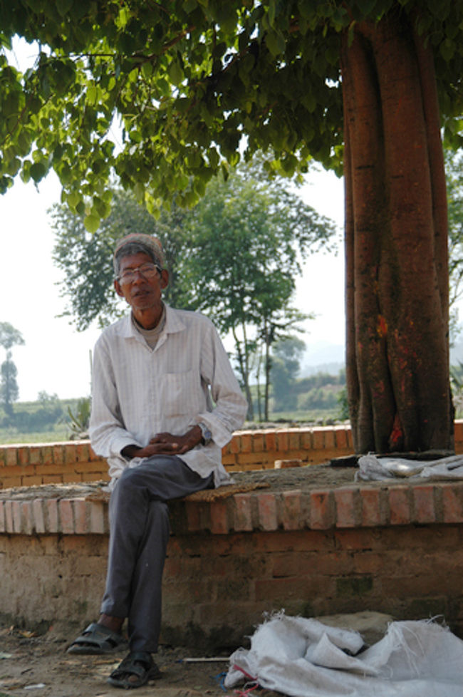 パナウティにて。木陰でのんびり。