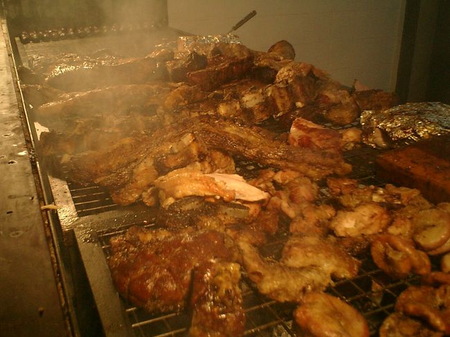 　これなんだー<br /><br />お肉の山です。