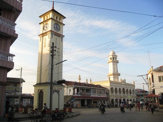 ピンウールインの街の中心部。