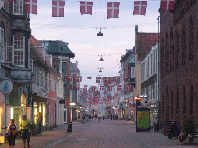 国旗が飾ってあリます。<br />何かイベントでもあったのかな？？