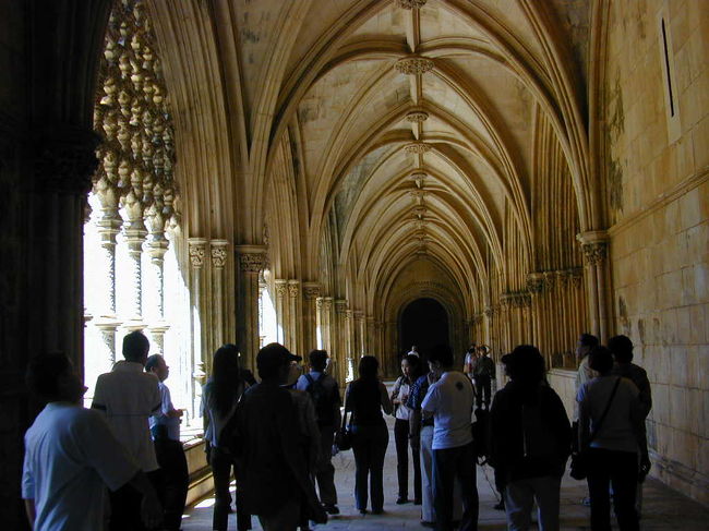 修道院の中の王の回廊です。