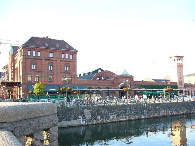 8/14(火)<br />16:10オーデンセ発の電車で、18:18マルメに到着。<br />（コペンハーゲン乗り換え）<br />この写真は、マルメ駅です。