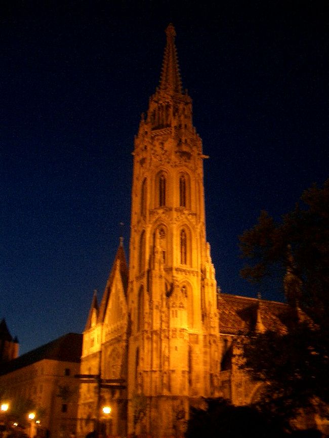 マーチャーシュ教会　夜