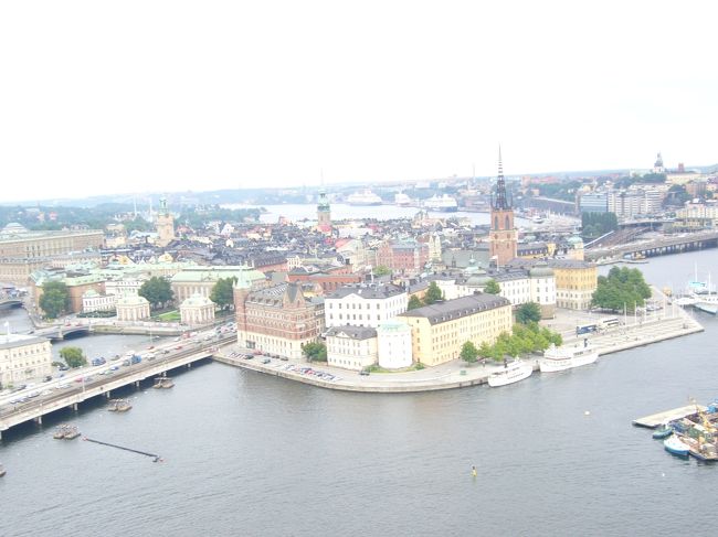 塔の上からの眺めその１<br />待たされた甲斐あって、とてもきれ〜い