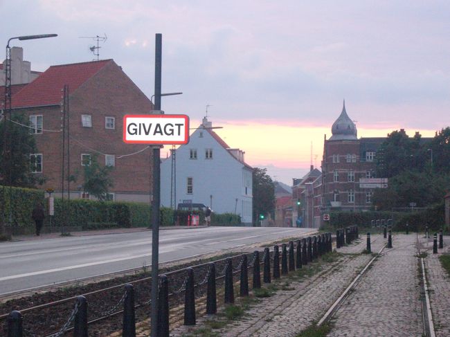 これから、へルシンオア駅に戻りま〜す。