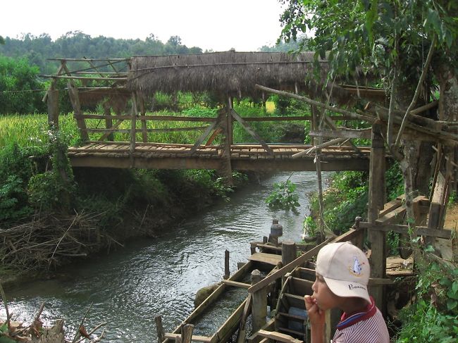 村の奥にある川