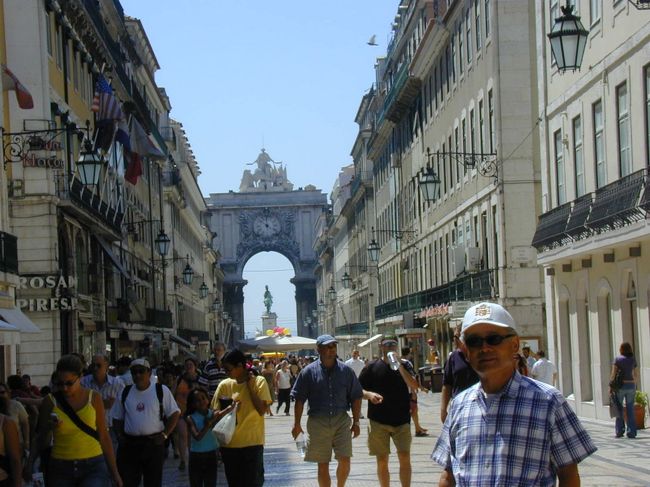 バイシャ地区の凱旋門です。