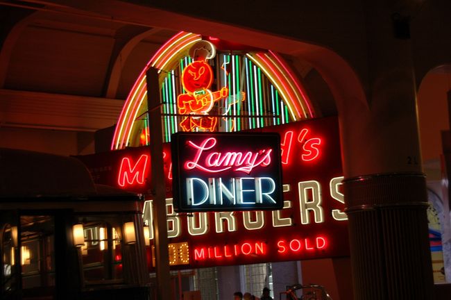 McDonald's 一号店。