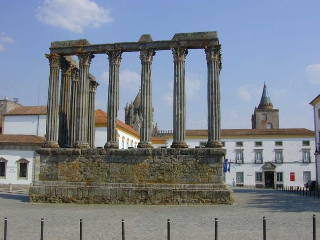 訪れた時は４０℃の猛暑の中でした。