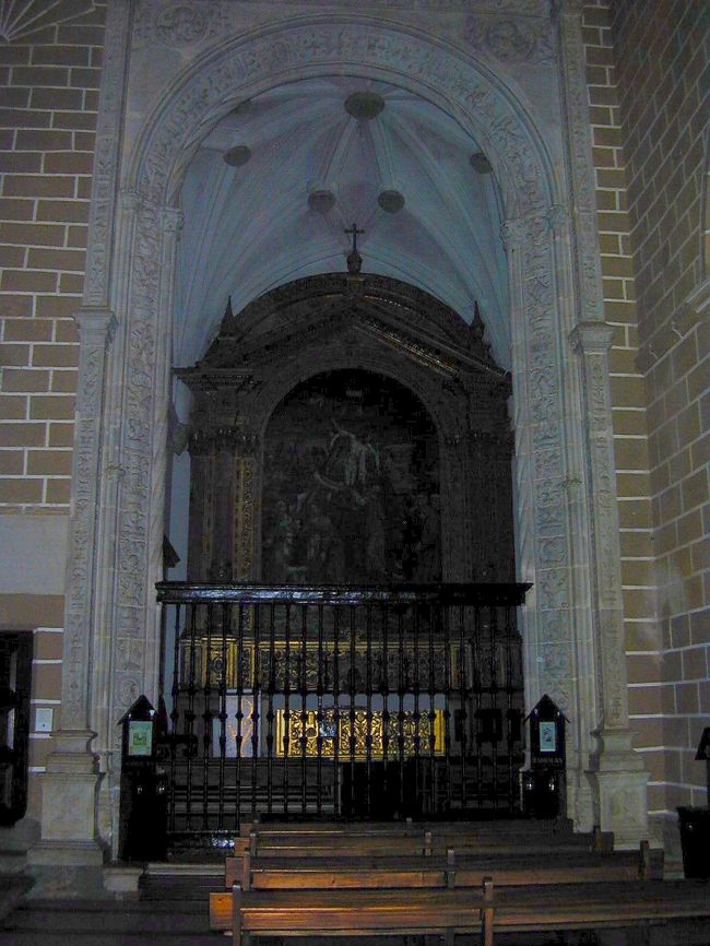 エボラ大聖堂の祭壇です。