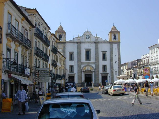 ジラルド広場です。