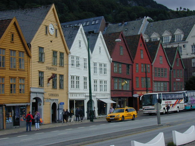 ベルゲンを代表する風景、ブリッゲンです。