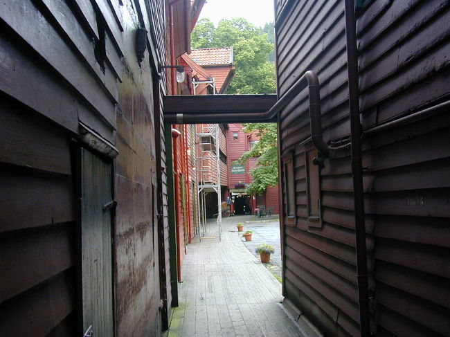 ブリッゲンの裏です。