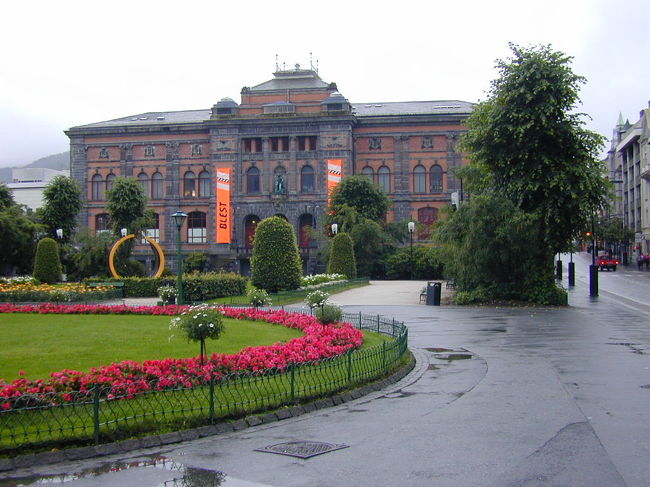 ベルゲンはよく雨が降ります。