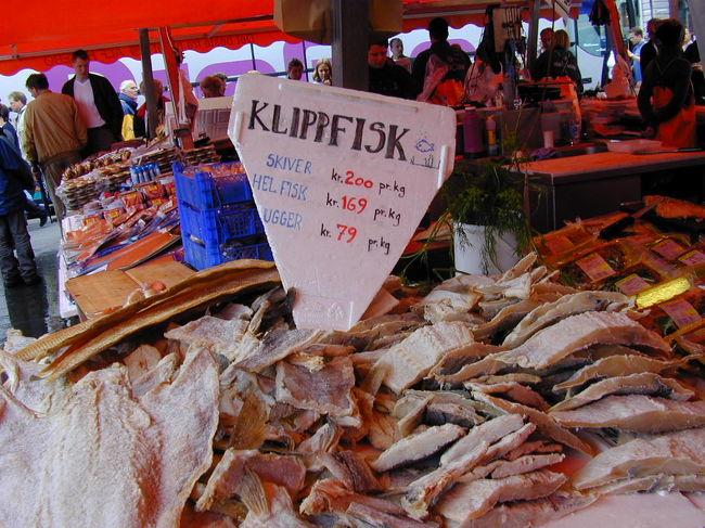 青空市場では乾し鱈も売っていました。