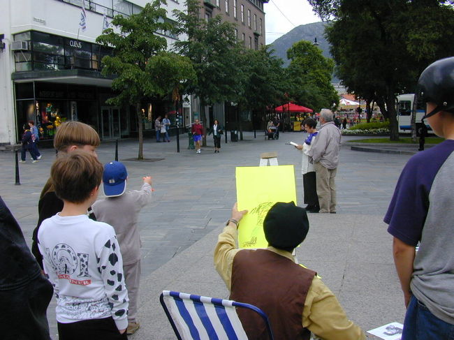 トルガルメニング広場です。