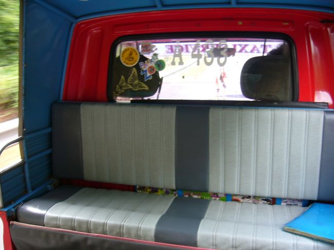 ランチ後は“Let's Relax”でフットマッサージを受けました。<br />45分400バーツ(約1200円) 。<br /><br />その後トゥクトゥクでホテルまで戻りました。<br />運賃は交渉して500バーツとなりました。