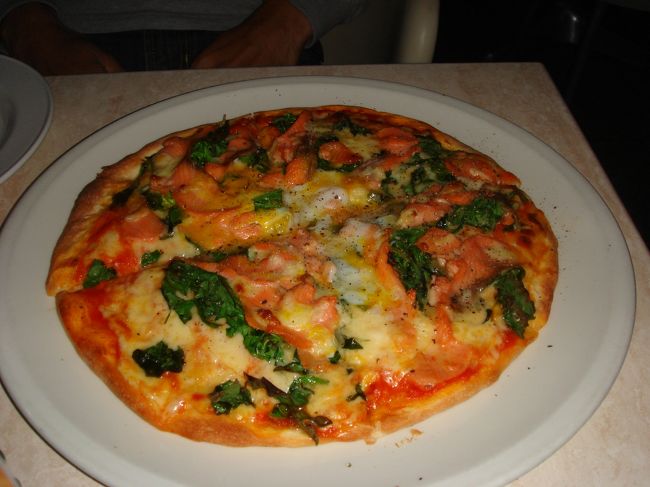 味は悪くないけど、寒い冬にめっちゃ待たされたので、もう2度と行くことはないだろう…