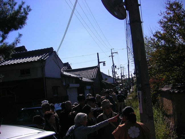 初めて訪れたのは<br /><br />昭和３０年代の夏　暑い日でした。<br />拝観料、払った記憶もありません。<br /><br />想像していた<br />「戒壇」もあっさりしていたのを思い出します。