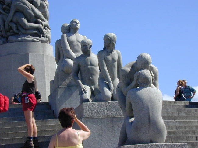 これは「若者」でしょう。