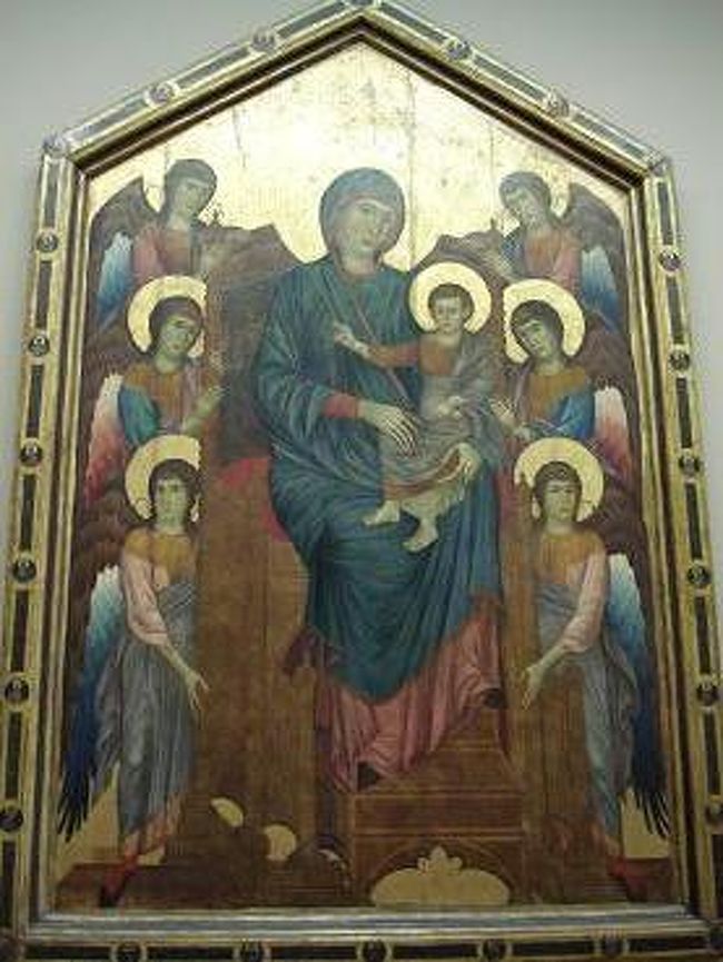 名画の数々<br /><br />基本的に撮影禁止ですがとっても曖昧<br />ある日は突然怒られたりと気分次第のようです<br /><br /><br /><br />