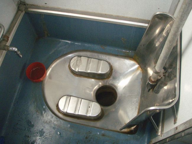 トイレは意外ときれいです。さすがアッパークラス！