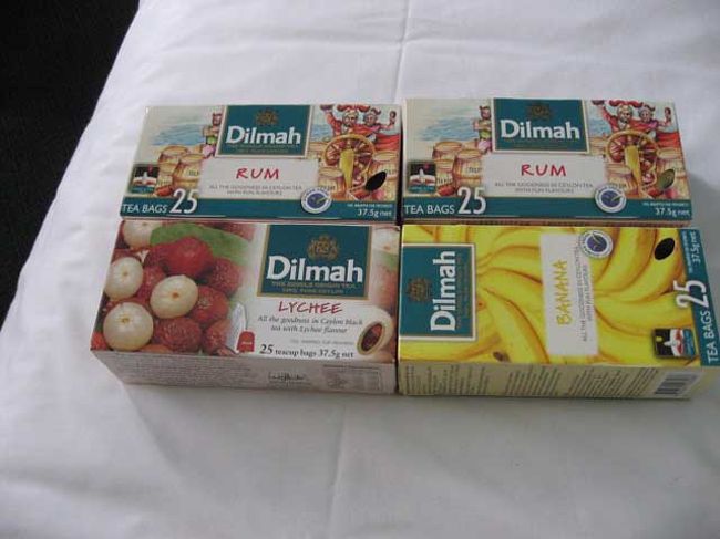 Dilmahという、紅茶のメーカー。<br />フレーバーティなどが、色々あって、フルーティーで気に入ってるブランドです。<br />ベトナム製ではありませんが、お奨め。<br />２００００ドン以下。