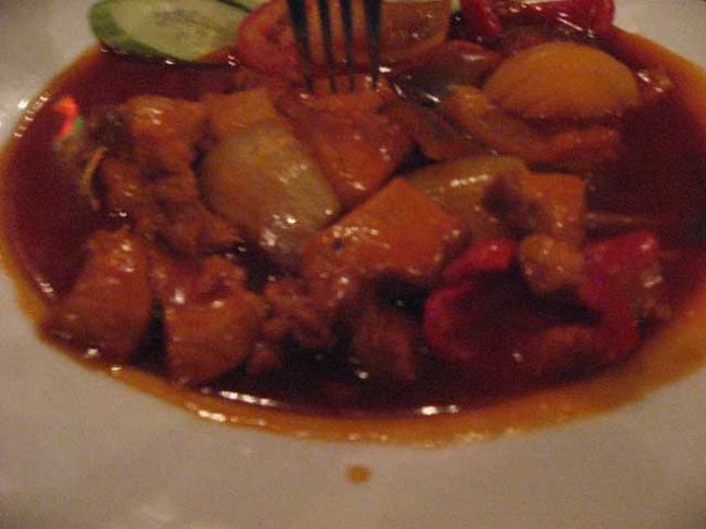 酢豚。豚肉が硬くて日本の酢豚とは、少し違いました。でも、味付けは、○。<br />