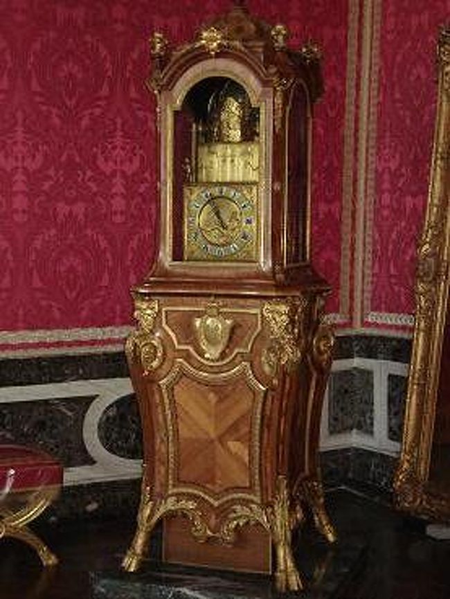 移りゆく時の流れをずっと刻み続ける<br />