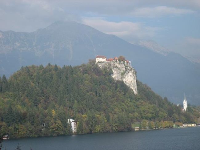 島からブレッド城を