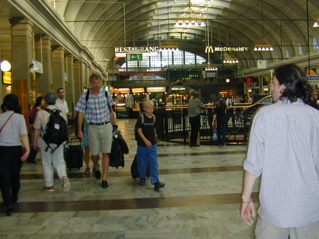 ストックホルム駅の構内です。